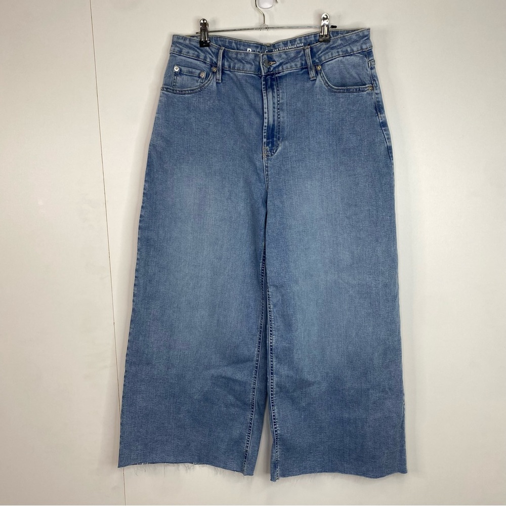 NWOT Reitmans Super High Rise Size 32 Flare Leg Jeans Wide Leg Raw Hem